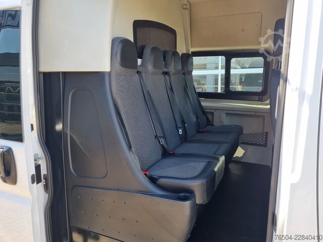 Varebil med dobbeltkabine Fiat Ducato 2.2D 180 pk L3H2 DC 6pers Euro 6D