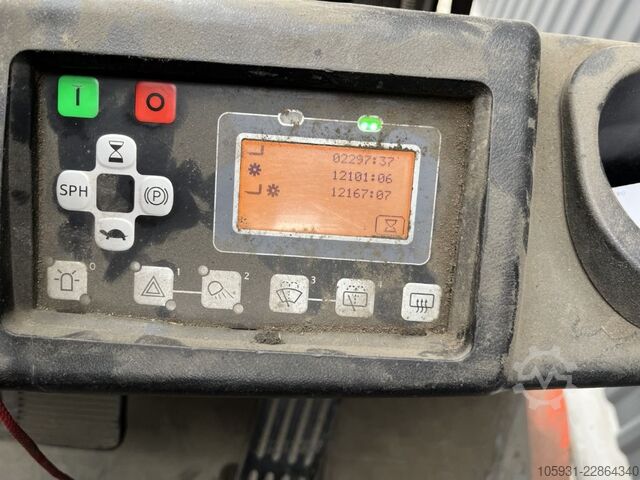 Electric 3-wheel forklift Toyota 8FBE20T