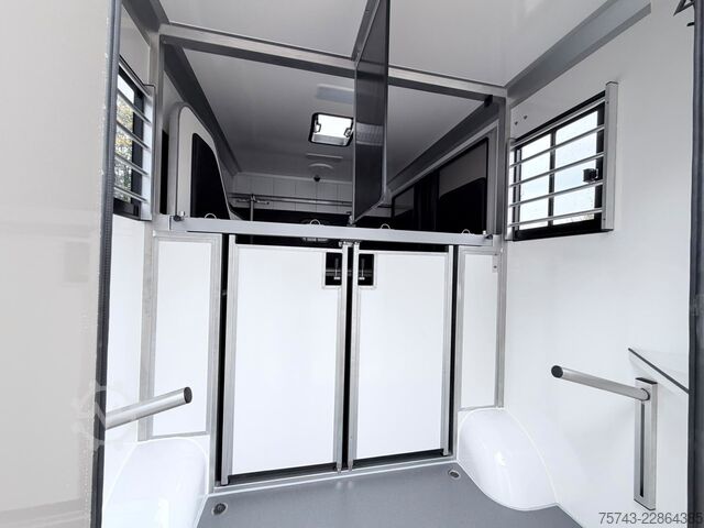 Μεταφορέας ζώων RENAULT Master STX 5 Sitzer Standard