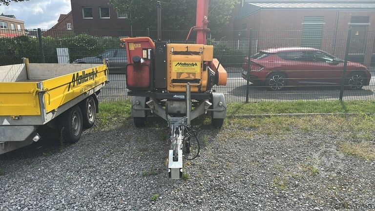 Schredder Dücker HM 200