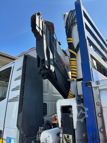 Truck mounted crane IVECO EUROTECH 260 E 35