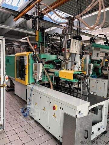 Injection molding machine Arburg 