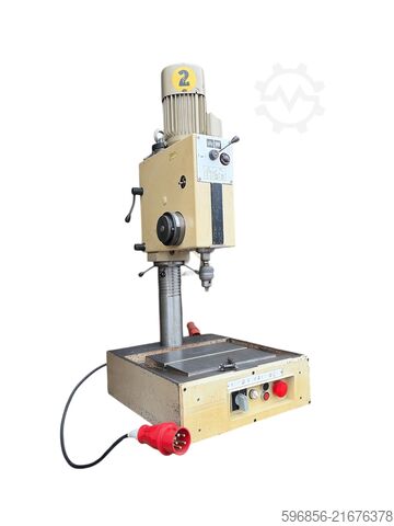 Bench drill BT2 | Industrial | 380V | East Germany (DDR) Wiertarka stołowa BT2 | Przemysłowa | 380V | DDR Wiertarka stołowa BT2 | Przemysłowa | 380V | DDR