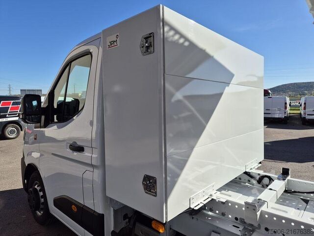 Skræddersyede varevogne / Tilpassede løsninger Renault Master