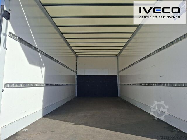 Fourgon tôlé IVECO Daily 70C18A8/P Koffer / LBW / Luftfederung /