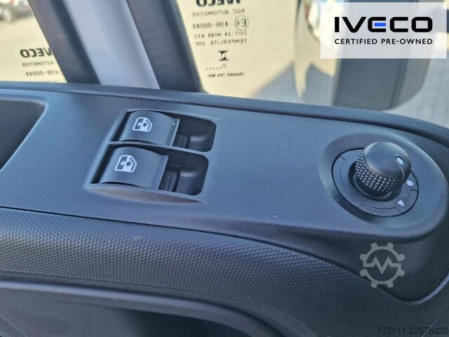 Fourgon tôlé IVECO Daily 70C18A8/P Koffer / LBW / Luftfederung /