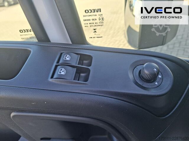 Skåpbil IVECO Daily 70C18A8/P Koffer / LBW / Luftfederung /