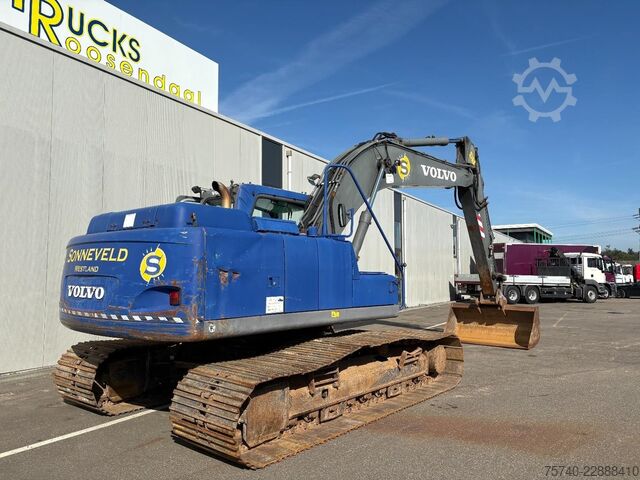 Koparka Volvo EC210  + 4870 Hours + bucket + fully operational