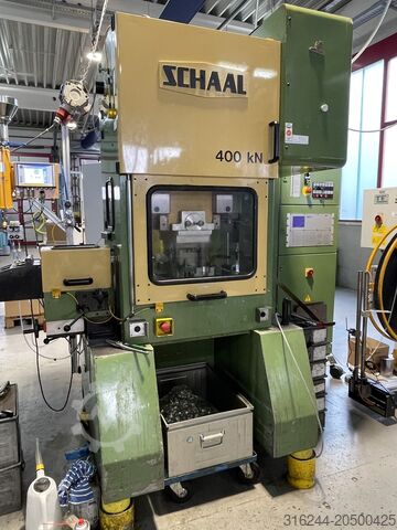 Poinçonneuse automatique SCHAAL SEP 40