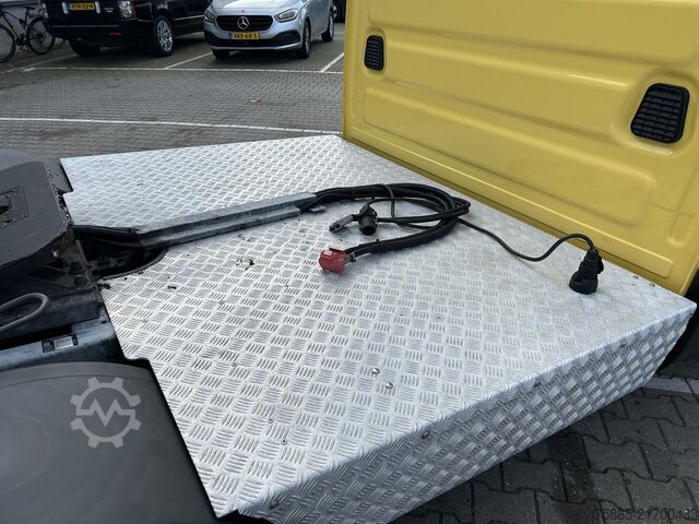 BE-SZM Iveco Daily 40C17 3.0 Hi Matic / BE Trekker / 296 dkm...