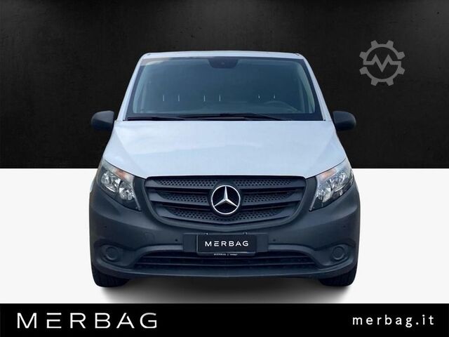 Samochód do zadań specjalnych Mercedes-Benz Vito