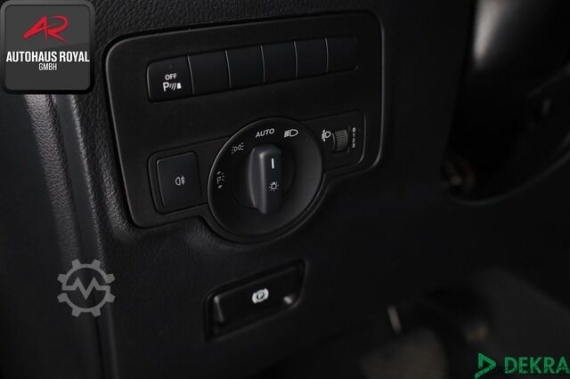 Minibus mercedes-benz Vito Tourer 116 CDI 4M LANG 8 SITZE LEDER,NAVI