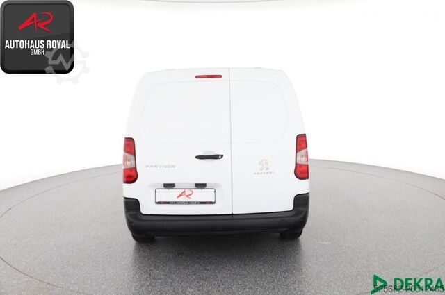 Bestelwagen peugeot Partner 1.5 BlueHDi 100 KASTEN L2 3SITZE,NAVI,SH