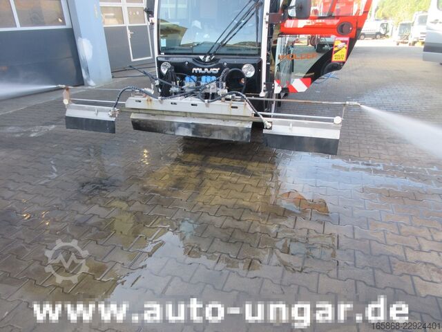 Kehrmaschine Multicar Schwemmaufbau Muvo Cristal 3000 BP  80ba