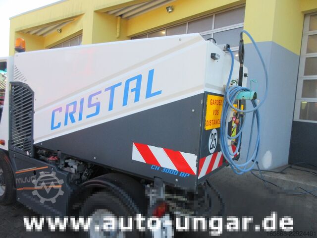Kehrmaschine Multicar Schwemmaufbau Muvo Cristal 3000 BP  80ba