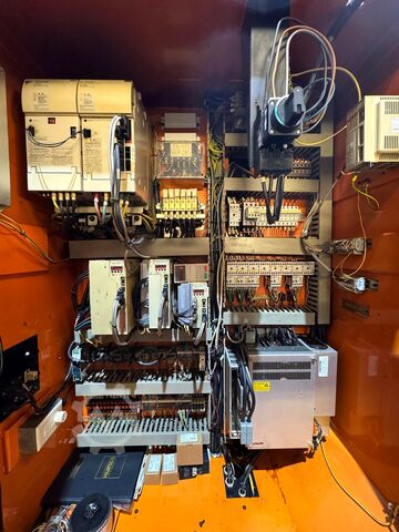 Vertikal bearbetningscentrum Hurco VMX 42