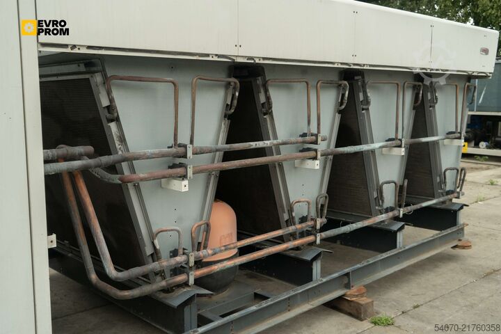 Hűtőgép Used Industrial Chiller LENNOX - 420.1 kW | With warranty