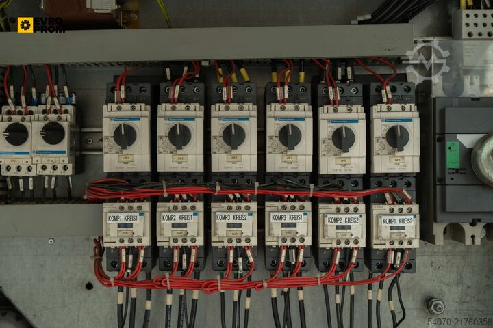 Hűtőgép Used Industrial Chiller LENNOX - 420.1 kW | With warranty