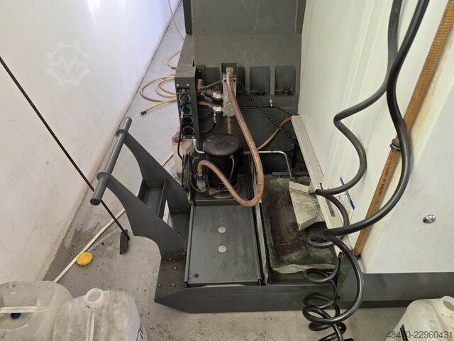 Vertikales Bearbeitungszentrum HAAS VF-3