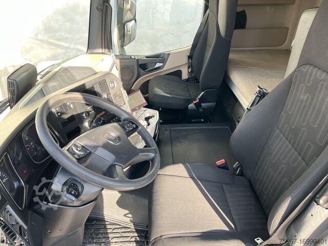 Třístranný sklápěč Mercedes-Benz Actros 2545