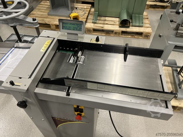 Machine à rainurer et à perforer Automatic creaser Morgana Autocreaser 33