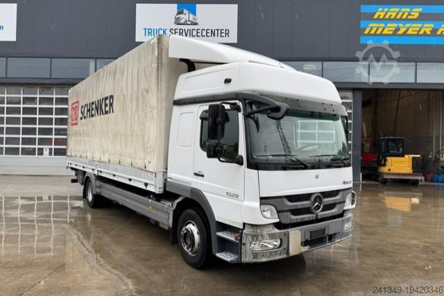 Flaklastbil med kapell MERCEDES-BENZ Atego 1529 4x2