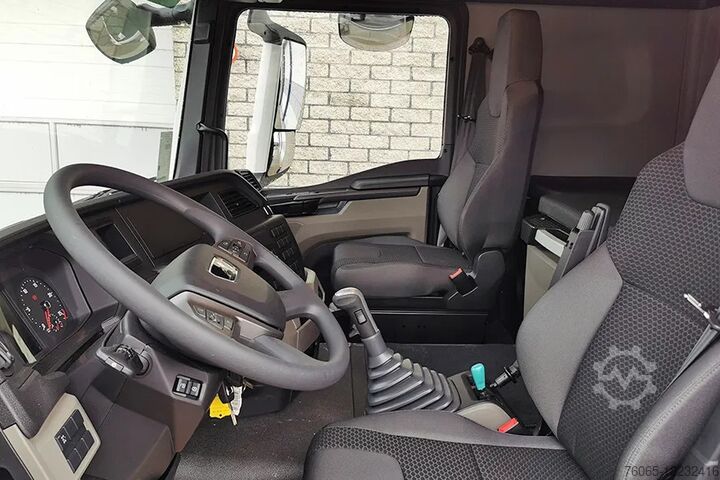 Standaard-SZM MAN TGS 40.480 BB SA Tractor Head (13 units)