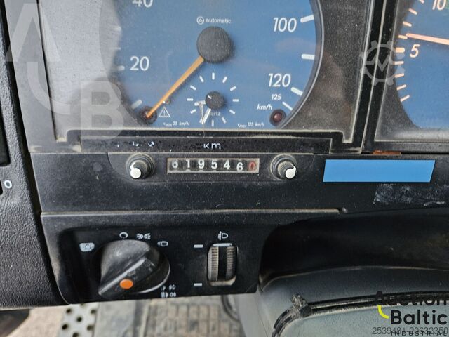 Kamion za otkači Mercedes-Benz Atego