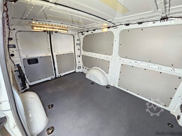 Panel van MERCEDES-BENZ Vito eVito 112 LANG|94%SOH|60kWh|TÜV,SERVICEneu