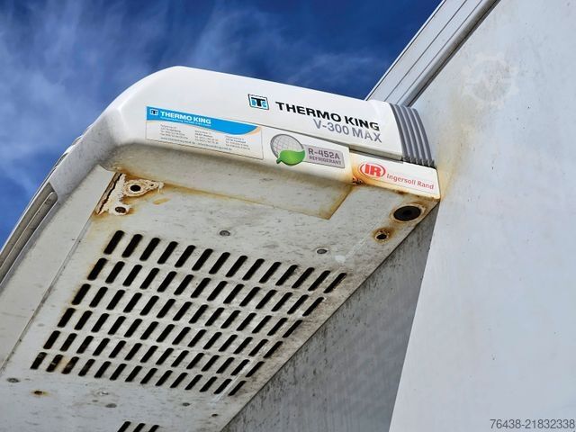 Refrigerator body van MERCEDES-BENZ Sprinter 316 CDI MAXI|0°C|400V|ThermoKingV300max