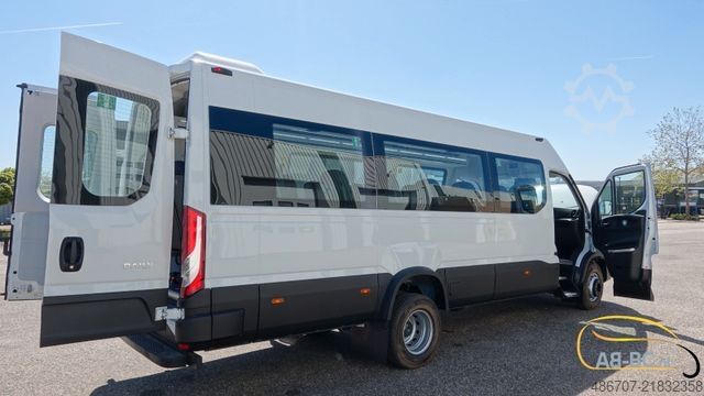 Touringcar IVECO NEU Daily 65C18 24 Sitze