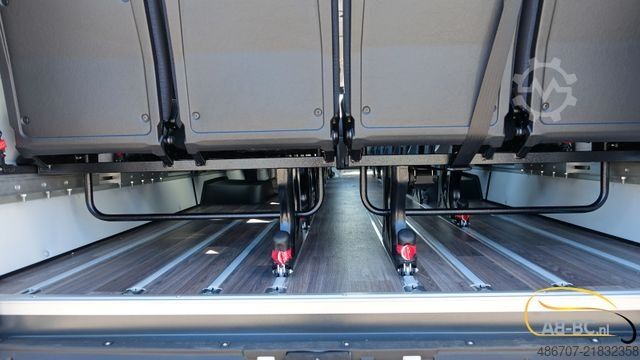 Touringcar IVECO NEU Daily 65C18 24 Sitze