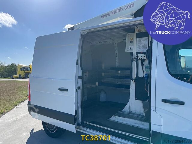 Hefplatform Renault Master tronqué