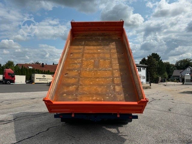 Three-way tipper van MERCEDES-BENZ Atego 818K Euro6  manuell Meiller3-Seiten-Kipper