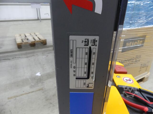 Hoogheffende truck Jungheinrich 