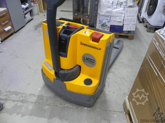 Hoogheffende truck Jungheinrich 