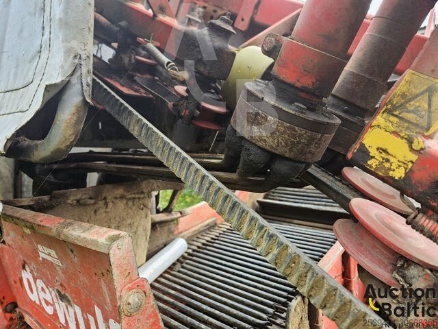 Skördare Dewulf P3K