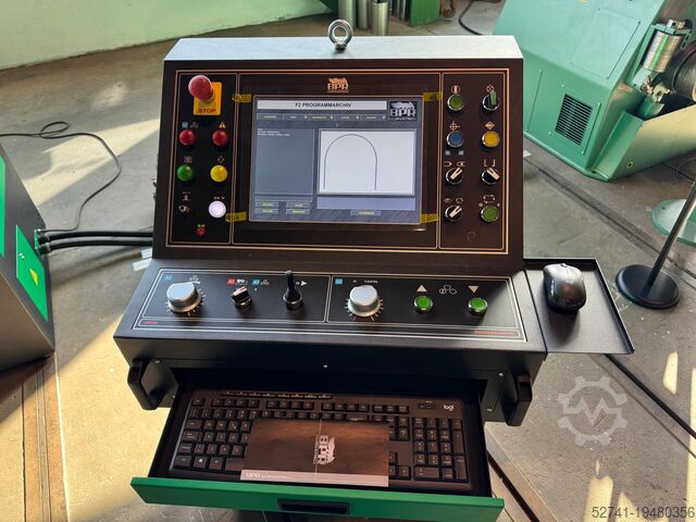 Máquina de dobrar anéis e perfis BPR BA 35 CNC