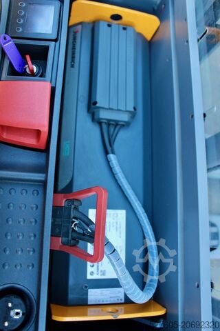 Carretilla elevadora Jungheinrich EJC 212 320 ZT LI-ION