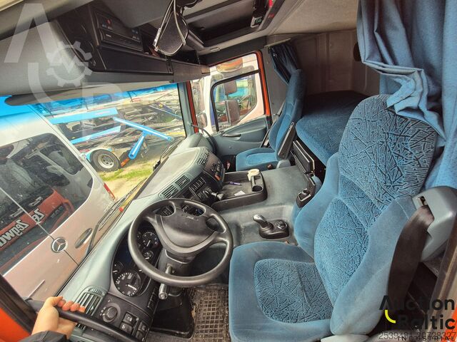 Araba taşıyıcı DAF AE75PC