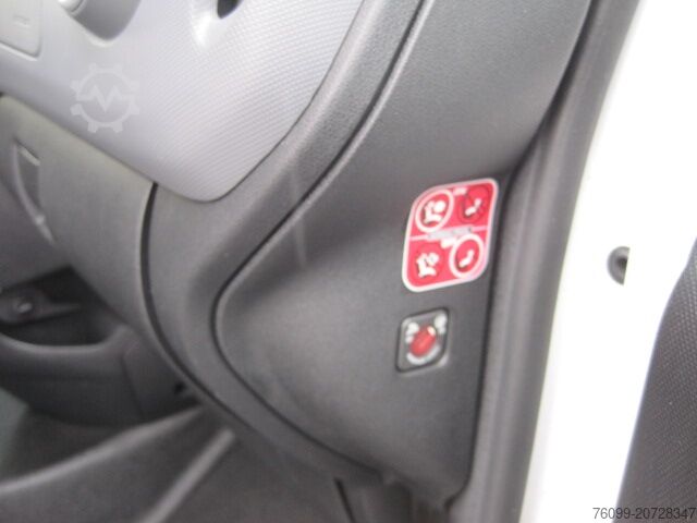 Kastenwagen Peugeot Partner 1.6 HDI Cateringausbau 3-Sitzer