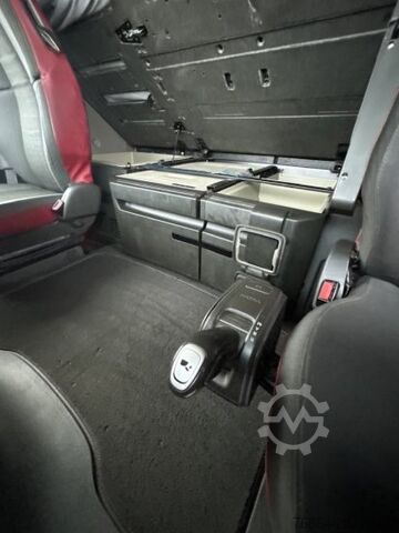 Objemový tahač VOLVO FH 500 E6, STANDKLIMA, LOW DECK , I-SHIFT,VEB+,