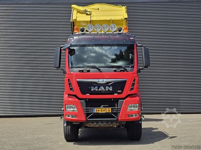 Kipper met kraan MAN TGS 33.480 6x6 / PALFINGER Z CRANE / 2 SIDE TIPPER