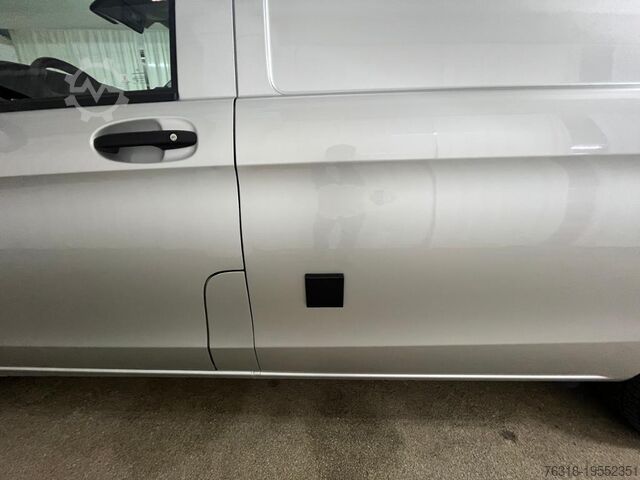 Panelová dodávka Mercedes-Benz Vito 116 CDI Kühlkasten 7Gtr SHz Klima FahrStand