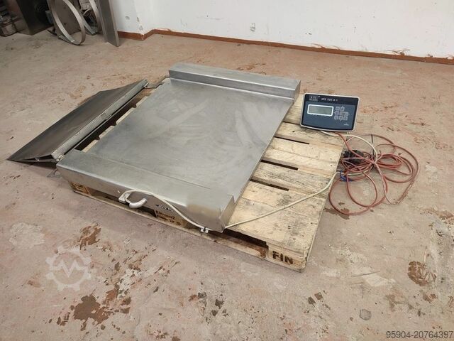 Floor Scales Stainless Steel Floor Scales Stainless Steel with Ramp KPZ 52E-9-1