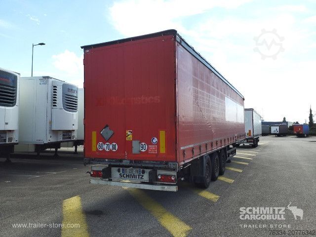 Öppen semitrailer med kapell Schmitz Cargobull Semitrailer Curtainsider Standard