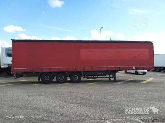 Öppen semitrailer med kapell Schmitz Cargobull Semitrailer Curtainsider Standard