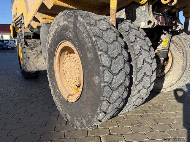 Muldenkipper Komatsu HD405-7