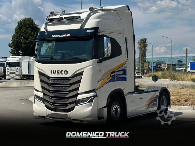 τυπική μονάδα τράκτορα Iveco S-WAY 530