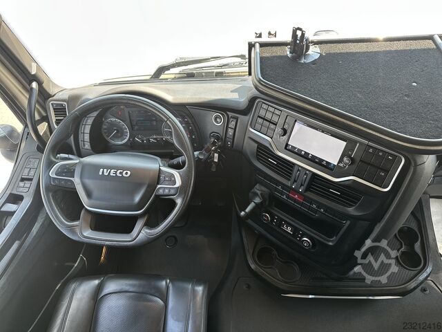 Standard dragbil Iveco S-WAY 530